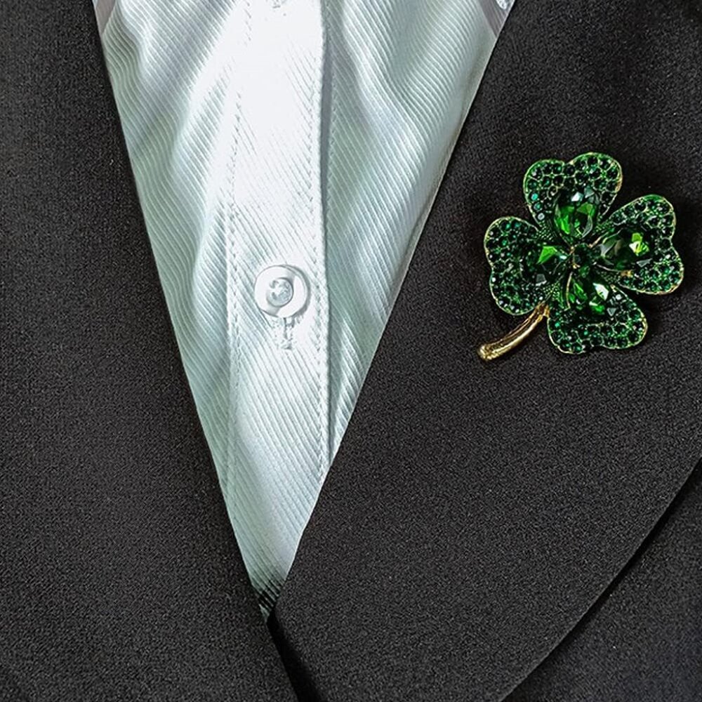 1Pcs Four Leaf Clover Brooch Vintage Green Crystal Pin Hat Bag Clothing Decorati - Picture 4 of 6